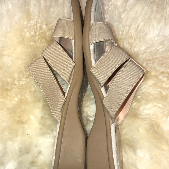 MOOTSIE TOOTSIE 'Moneal' Semi-Flat Slip-on Sandals - Picture 3 of 8